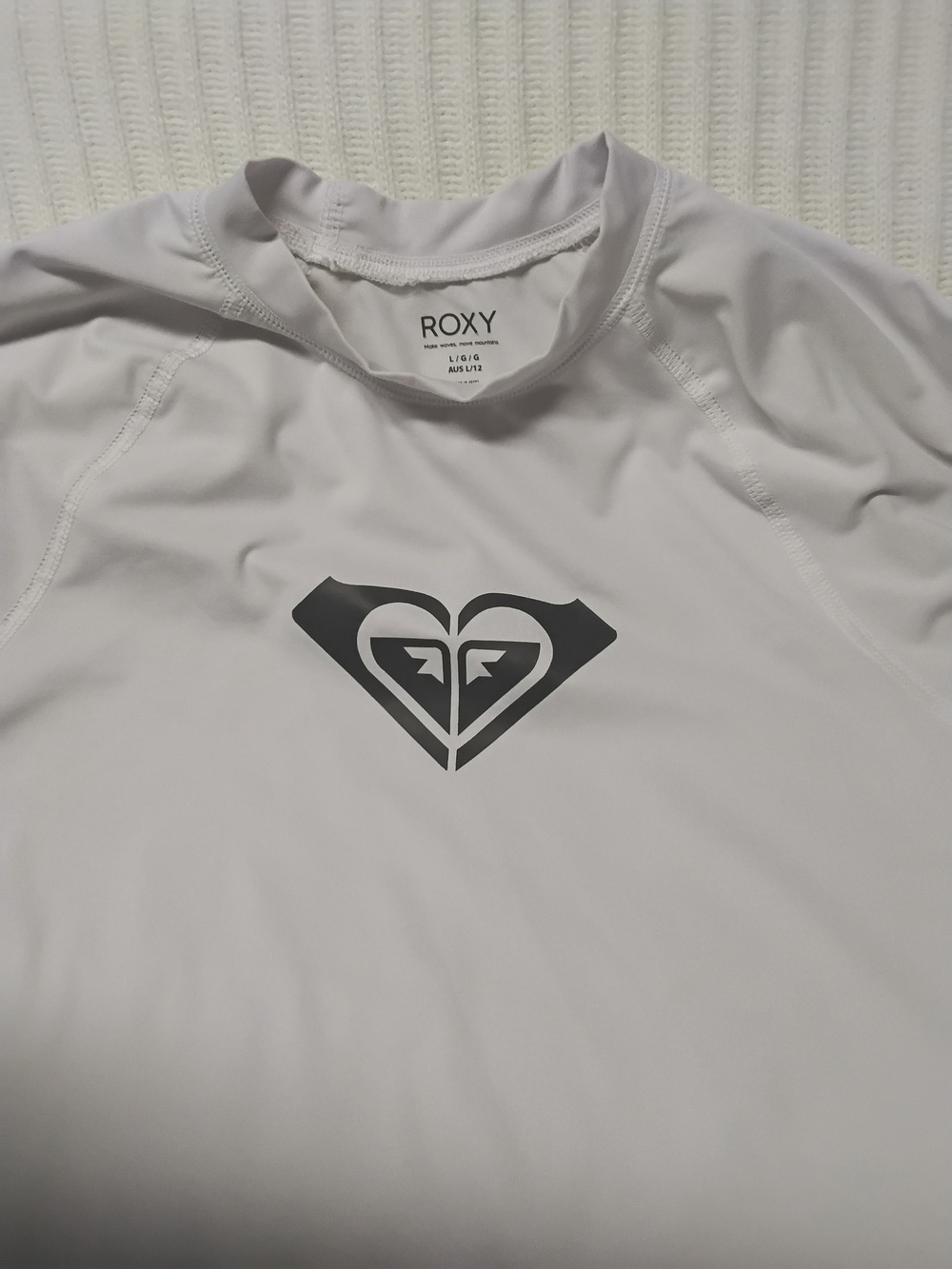 Roxy Women's White Rash Guard Top Size M - Picture 3 of 8